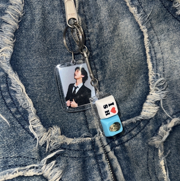 틴스튜디오,Goldbird LED Keycap Keyring